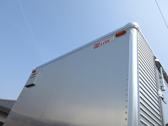 日野デュトロアルミバン小型（2t・3t）[写真26]