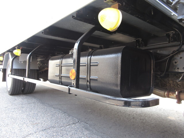 日野デュトロアルミバン小型（2t・3t）[写真28]