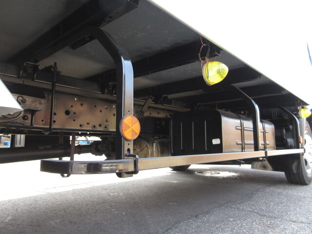 日野デュトロアルミバン小型（2t・3t）[写真29]