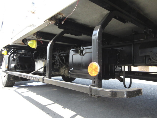 日野デュトロアルミバン小型（2t・3t）[写真34]