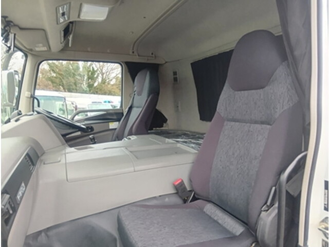 三菱ふそうスーパーグレートダンプ大型（10t）[写真25]