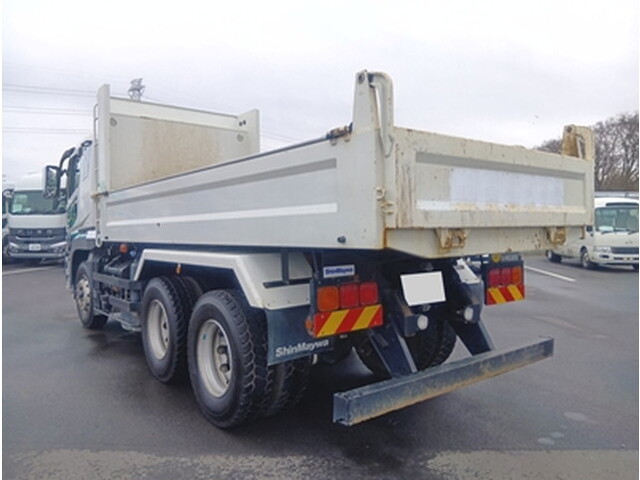 三菱ふそうスーパーグレートダンプ大型（10t）[写真04]