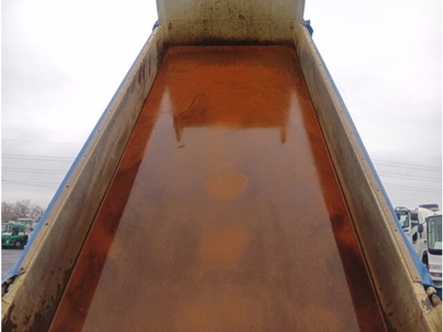 三菱ふそうスーパーグレートダンプ大型（10t）[写真08]