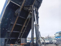 三菱ふそうスーパーグレートダンプ大型（10t）[写真10]