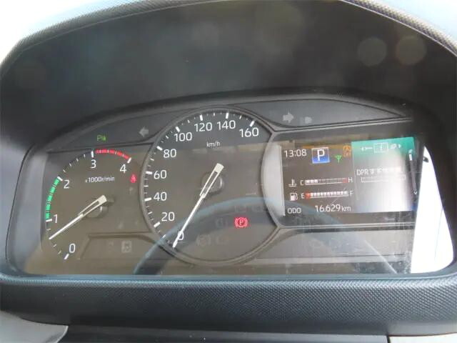 日野デュトロ平ボディ小型（2t・3t）[写真11]