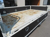 日野デュトロ平ボディ小型（2t・3t）[写真26]