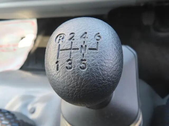 日野デュトロセーフティローダー小型（2t・3t）[写真16]