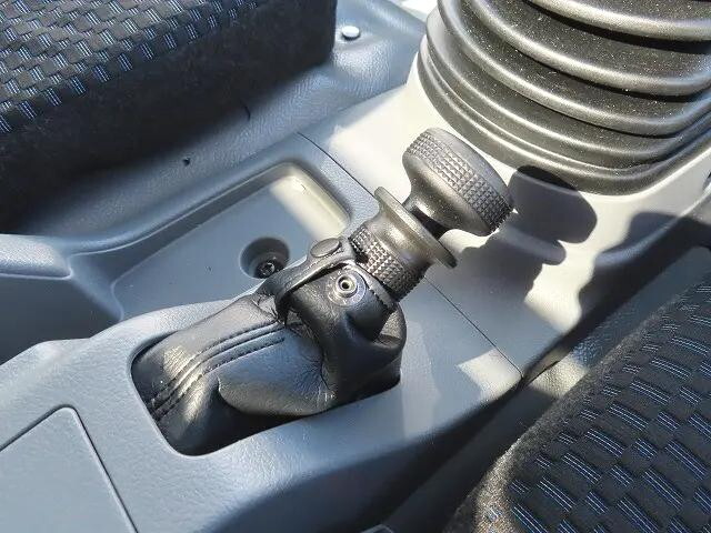 日野デュトロセーフティローダー小型（2t・3t）[写真17]