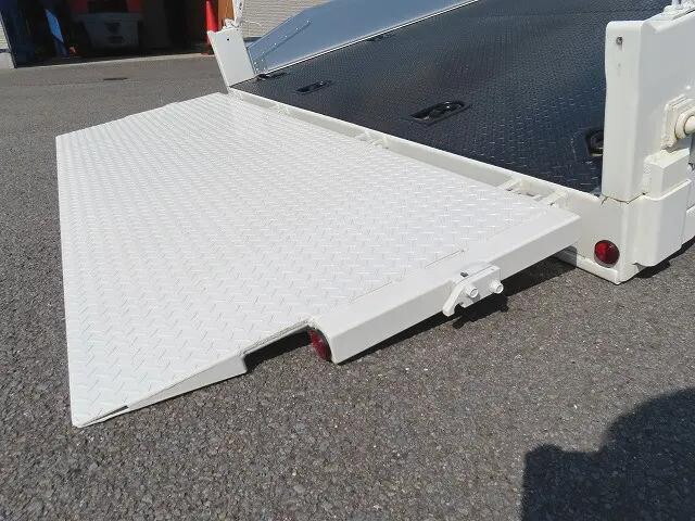 日野デュトロセーフティローダー小型（2t・3t）[写真26]