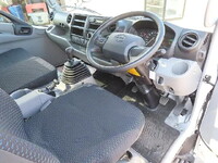 日野デュトロセーフティローダー小型（2t・3t）[写真10]