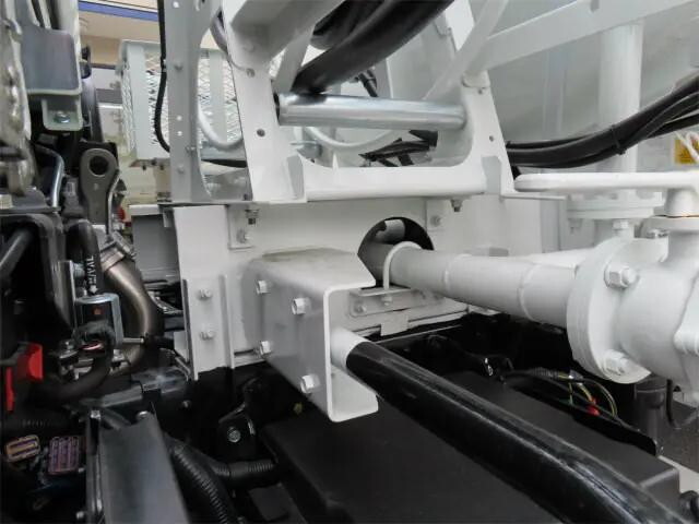 三菱ふそうキャンタータンク車（タンクローリー）小型（2t・3t）[写真27]