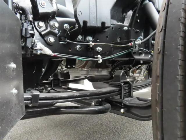 三菱ふそうキャンタータンク車（タンクローリー）小型（2t・3t）[写真40]