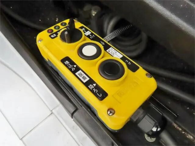 三菱ふそうファイターコンテナ専用車増トン（6t・8t）[写真19]