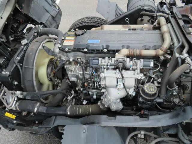 三菱ふそうファイターコンテナ専用車増トン（6t・8t）[写真30]