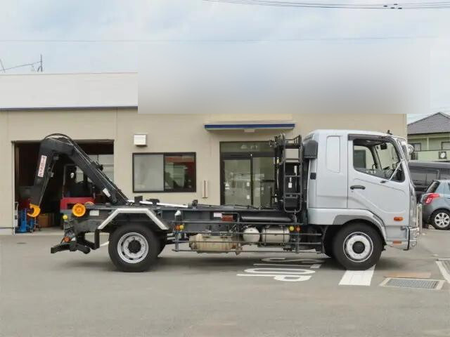 三菱ふそうファイターコンテナ専用車増トン（6t・8t）[写真09]