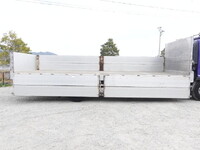 日野レンジャー平ボディ中型（4t）[写真16]