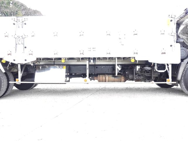 日野レンジャー平ボディ中型（4t）[写真17]