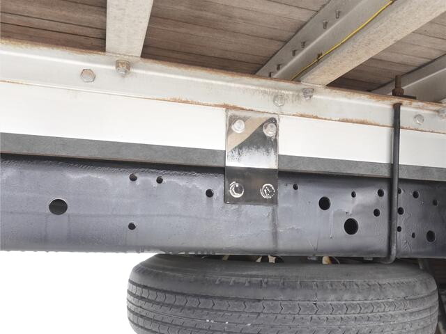 日野レンジャー平ボディ中型（4t）[写真18]