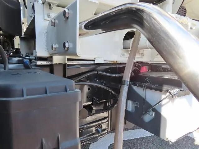 日野デュトロタンク車（タンクローリー）小型（2t・3t）[写真37]