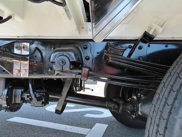 日野デュトロタンク車（タンクローリー）小型（2t・3t）[写真38]