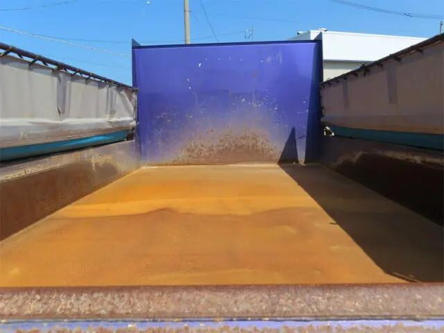 日野レンジャーダンプ中型（4t）[写真23]