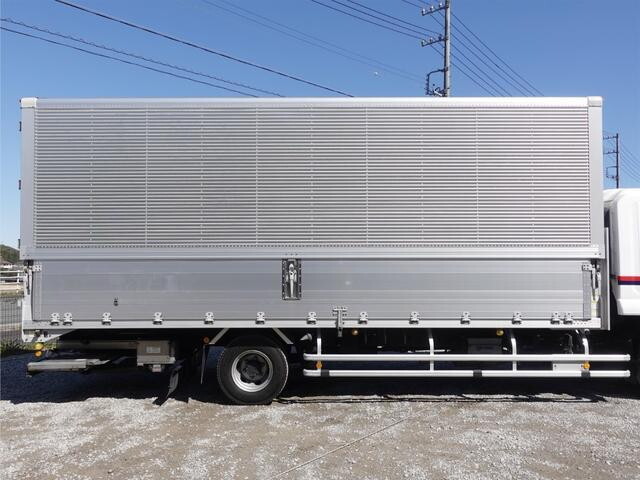 いすゞフォワードアルミウイング中型（4t）[写真08]