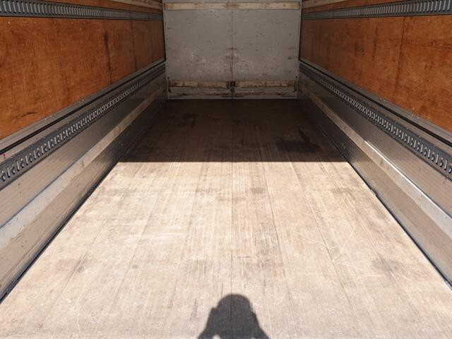 日野レンジャーアルミウイング中型（4t）[写真12]