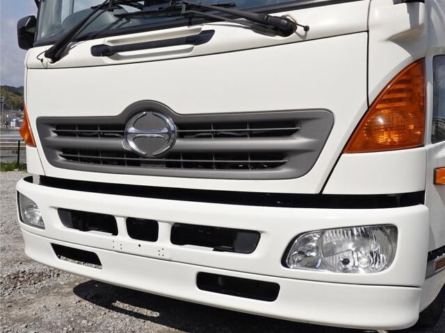 日野レンジャーアルミウイング中型（4t）[写真03]