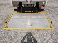 UDトラックスコンドルアルミウイング増トン（6t・8t）[写真15]