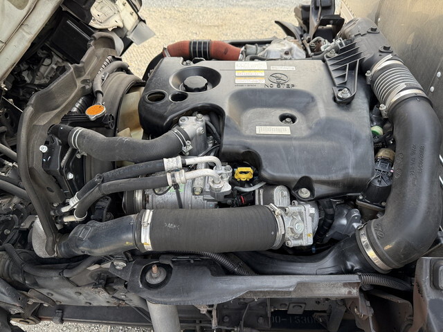 いすゞエルフアルミバン小型（2t・3t）[写真17]