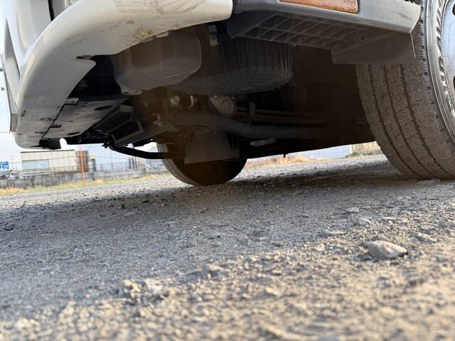 いすゞエルフアルミバン小型（2t・3t）[写真22]