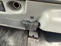 いすゞエルフアルミバン小型（2t・3t）[写真35]