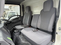 いすゞエルフアルミバン小型（2t・3t）[写真39]