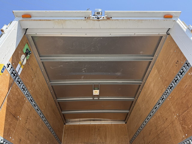 日野デュトロアルミバン小型（2t・3t）[写真11]