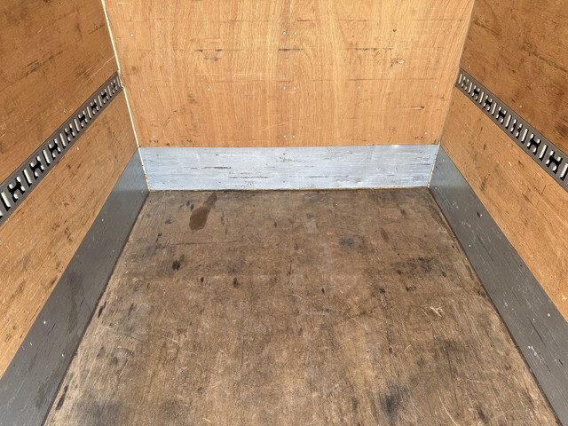 日野デュトロアルミバン小型（2t・3t）[写真14]