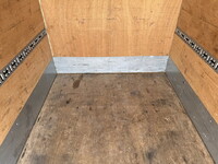 日野デュトロアルミバン小型（2t・3t）[写真15]