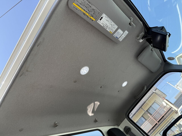 日野デュトロアルミバン小型（2t・3t）[写真37]
