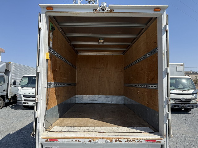 日野デュトロアルミバン小型（2t・3t）[写真08]