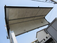 トヨタトヨエースアルミウイング小型（2t・3t）[写真16]