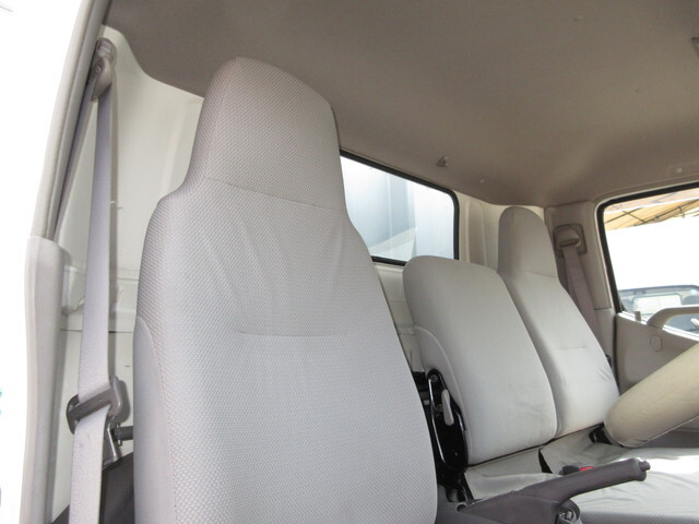 トヨタトヨエースアルミウイング小型（2t・3t）[写真21]