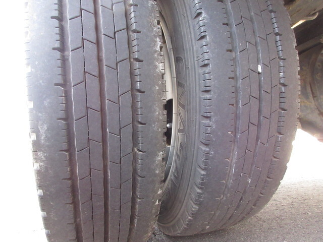 トヨタトヨエースアルミウイング小型（2t・3t）[写真38]