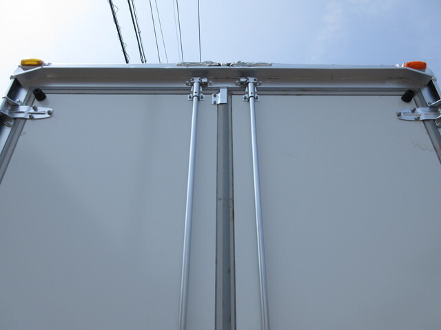 トヨタトヨエースアルミウイング小型（2t・3t）[写真39]