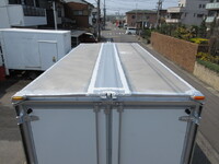 トヨタトヨエースアルミウイング小型（2t・3t）[写真41]