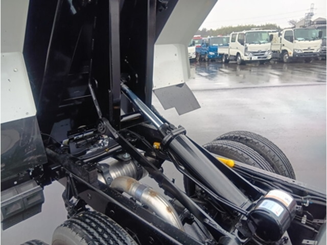 三菱ふそうキャンター深ダンプ（土砂禁ダンプ）小型（2t・3t）[写真11]