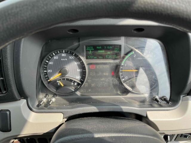 三菱ふそうキャンター高所作業車小型（2t・3t）[写真35]