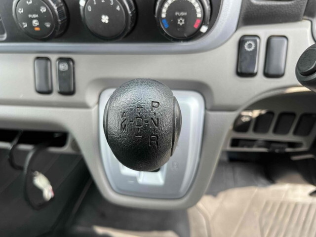 三菱ふそうキャンター高所作業車小型（2t・3t）[写真36]