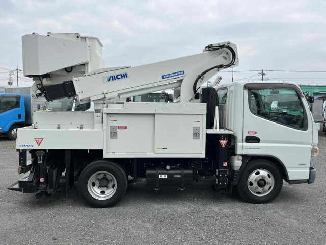 三菱ふそうキャンター高所作業車小型（2t・3t）[写真06]