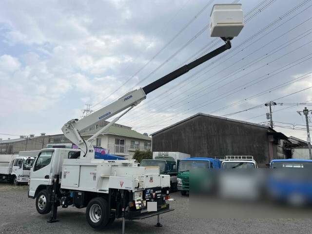 三菱ふそうキャンター高所作業車小型（2t・3t）[写真09]