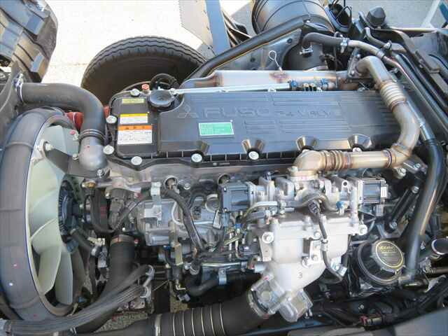 三菱ふそうファイターバキュームカー中型（4t）[写真18]