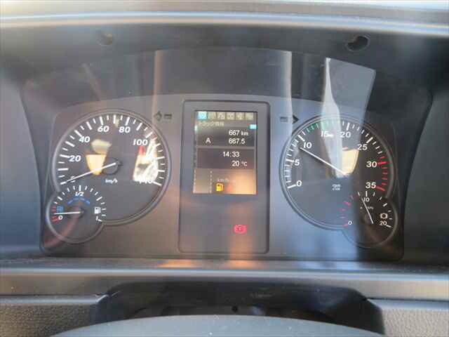 三菱ふそうファイターバキュームカー中型（4t）[写真22]